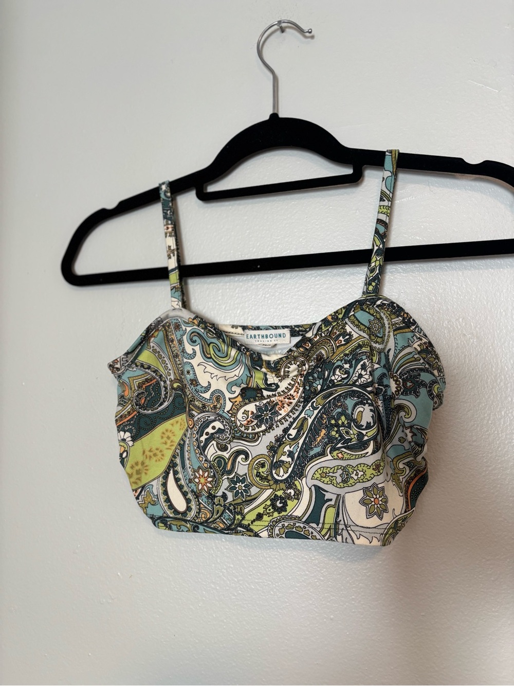 EARTHBOUND Paisley Print Spaghetti Strap Crop Top - Green Multi
